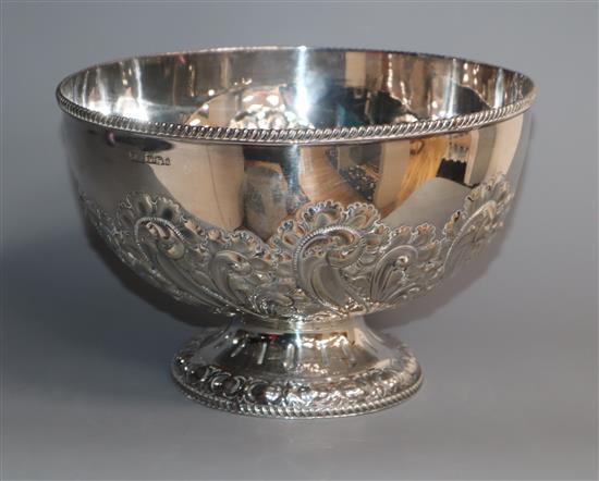 An Edwardian silver embossed rose bowl, Atkin Brothers, Sheffield, 1901, 17 oz.